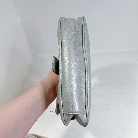 y2k Vintage Unlisted Kenneth Cole Silver Metallic Shoulder Bag Buckle Purse - Picture 5 of 10